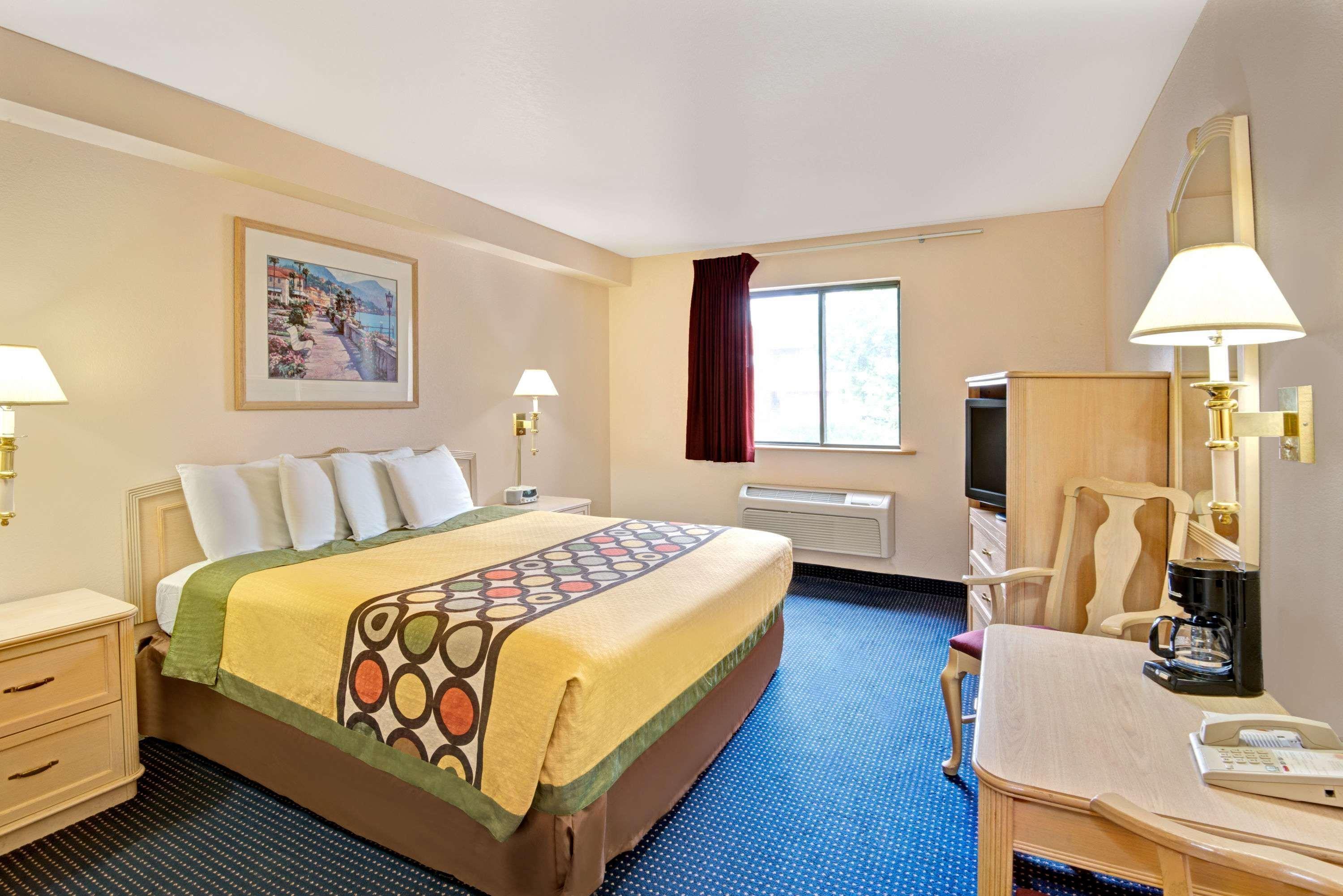 Отель Super 8 By Wyndham Albuquerque West/Coors Blvd Экстерьер фото