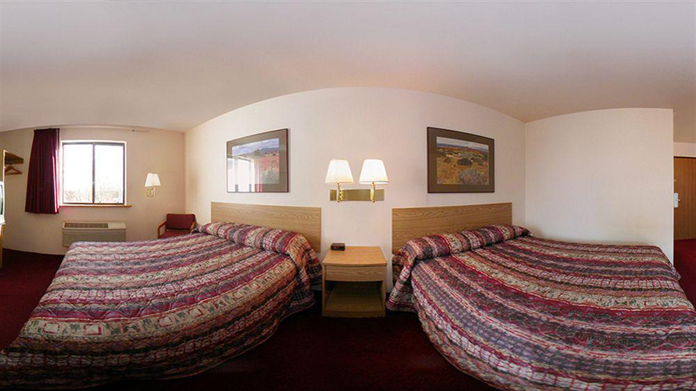 Отель Super 8 By Wyndham Albuquerque West/Coors Blvd Экстерьер фото
