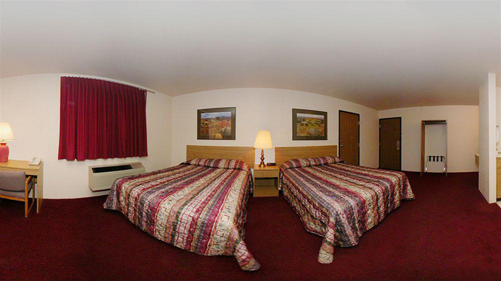 Отель Super 8 By Wyndham Albuquerque West/Coors Blvd Экстерьер фото