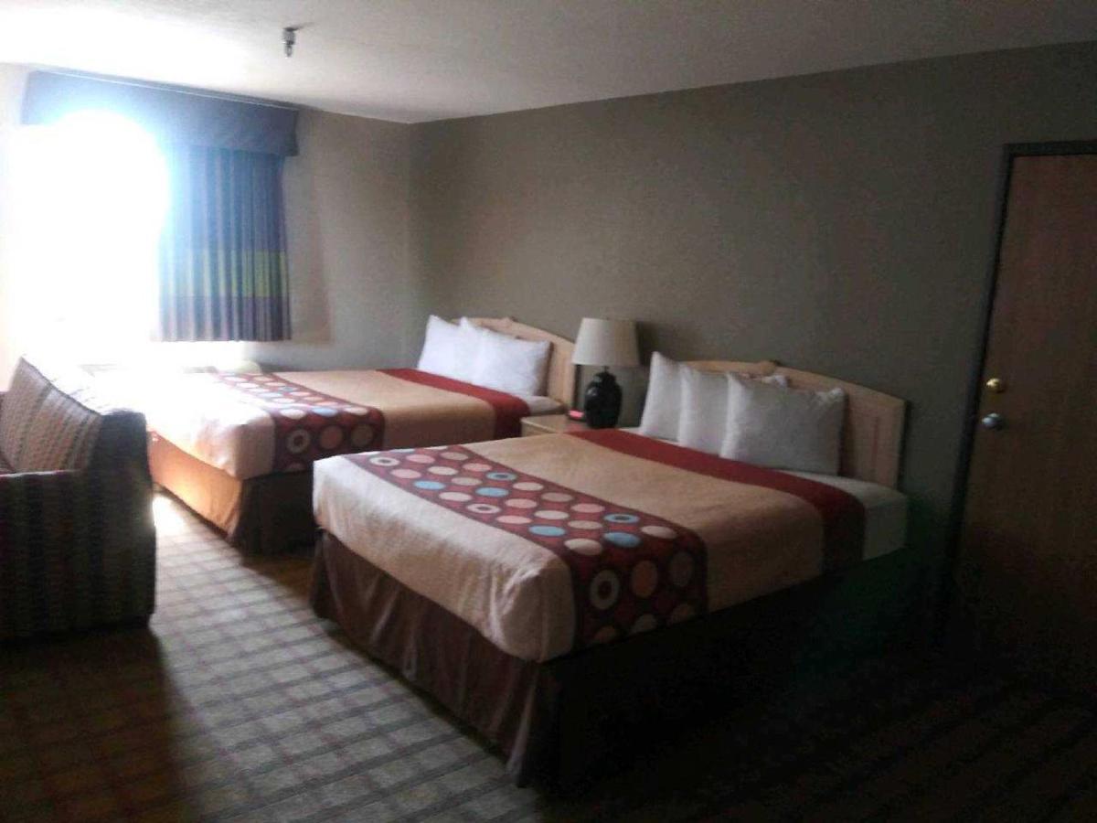 Отель Super 8 By Wyndham Albuquerque West/Coors Blvd Экстерьер фото