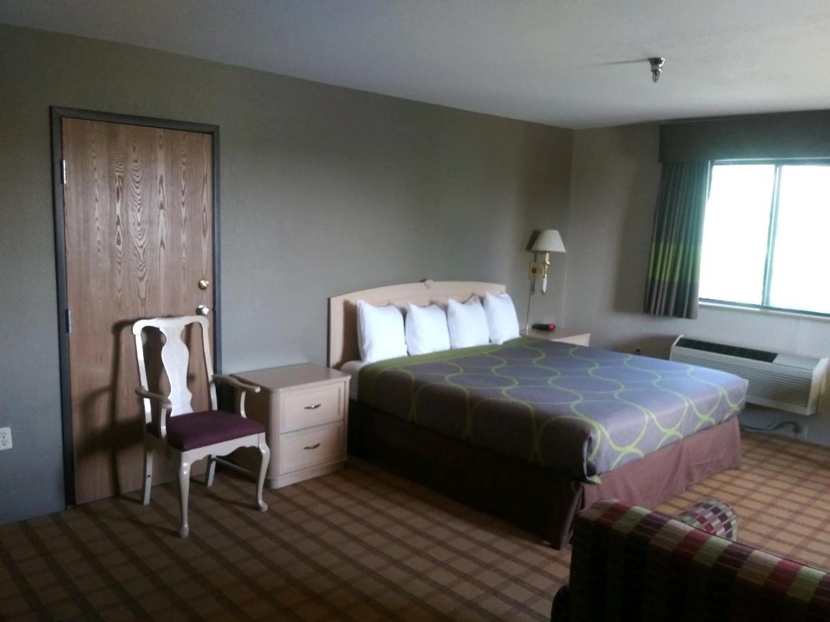 Отель Super 8 By Wyndham Albuquerque West/Coors Blvd Экстерьер фото